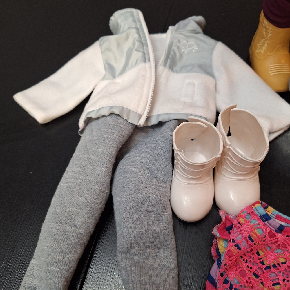 Our Generation 18 Inch Doll with Guitar & 4 Total Outfits - Picture 4 of 8
